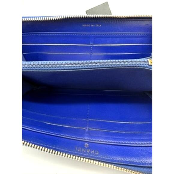 Chanel Caviar Quilted Large CC logo Zip Around Wallet Royal Blue*EUC*Care Cards - Picture 8 of 14